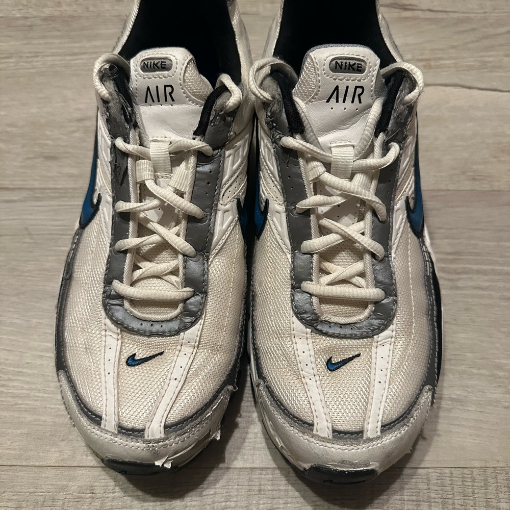 Nike Air White and Navy Sneakers